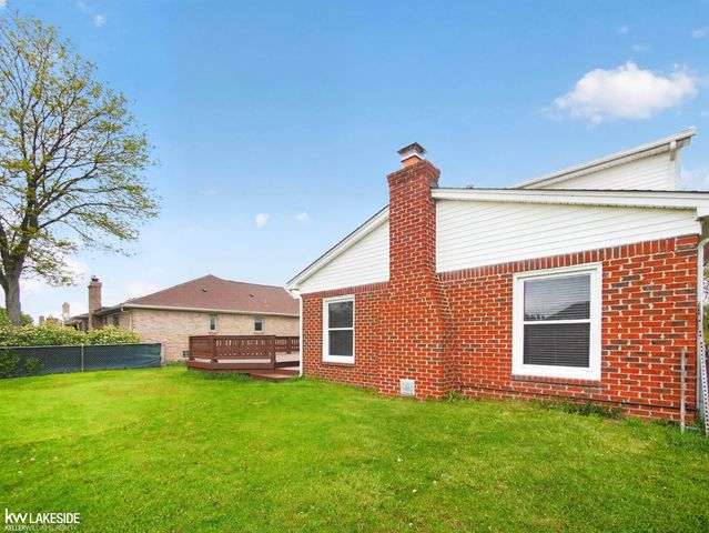 46027 Tally Ho Drive, Macomb, MI 48044