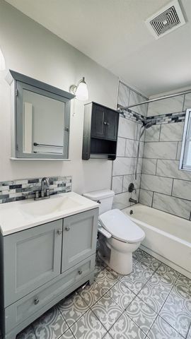 521 Maple Drive, Reading, OH 45215