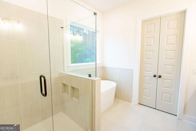 8320 Shoal Court, Gainesville, GA 30506