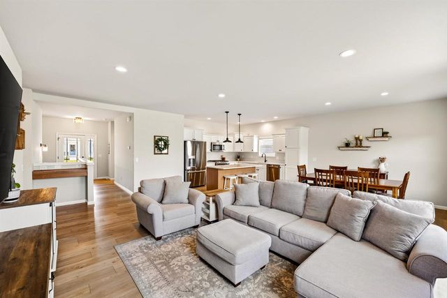 5884 Tranquility Trail, Madison, WI 53718