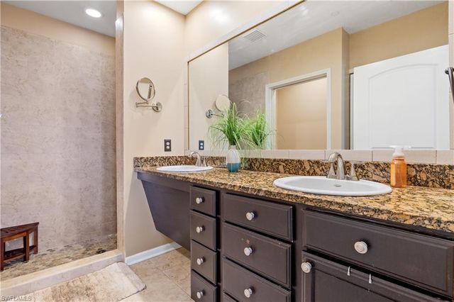 10035 Via Colomba CIR # 102, Fort Myers, FL 33966