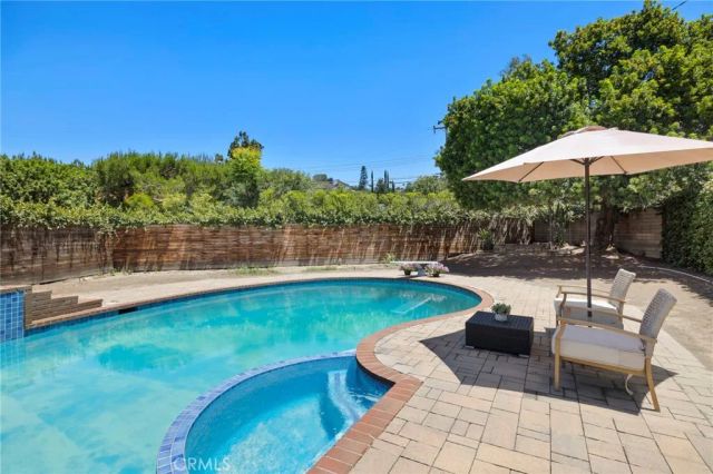 19242 Barrett Lane, North Tustin, CA 92705