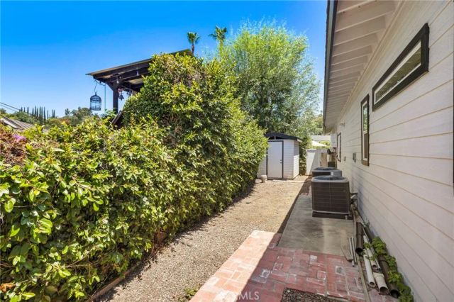 19242 Barrett Lane, North Tustin, CA 92705