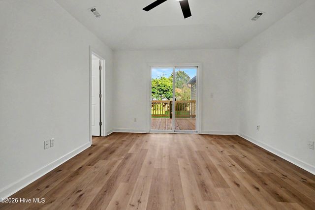 204 Bramble Court, Castle Hayne, NC 28429