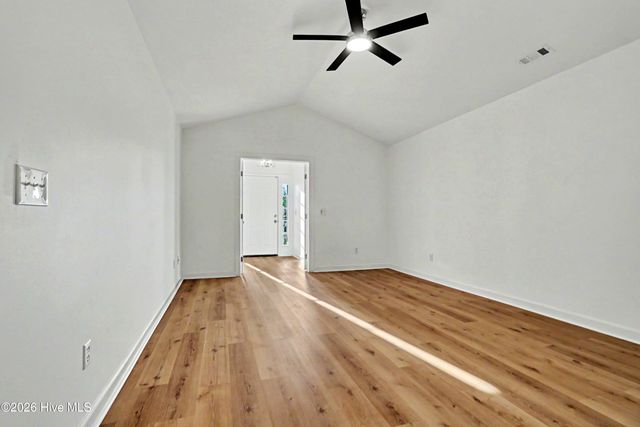 204 Bramble Court, Castle Hayne, NC 28429