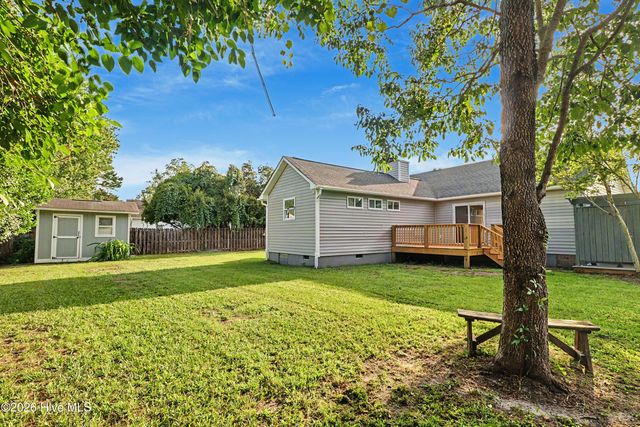 204 Bramble Court, Castle Hayne, NC 28429