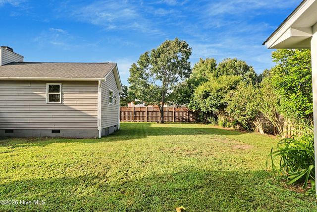 204 Bramble Court, Castle Hayne, NC 28429