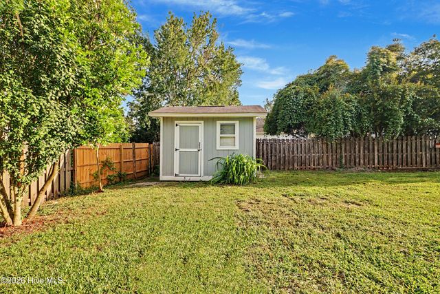 204 Bramble Court, Castle Hayne, NC 28429