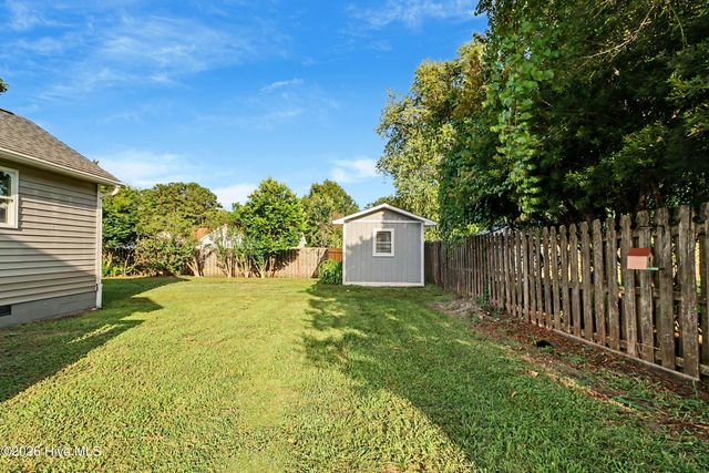 204 Bramble Court, Castle Hayne, NC 28429