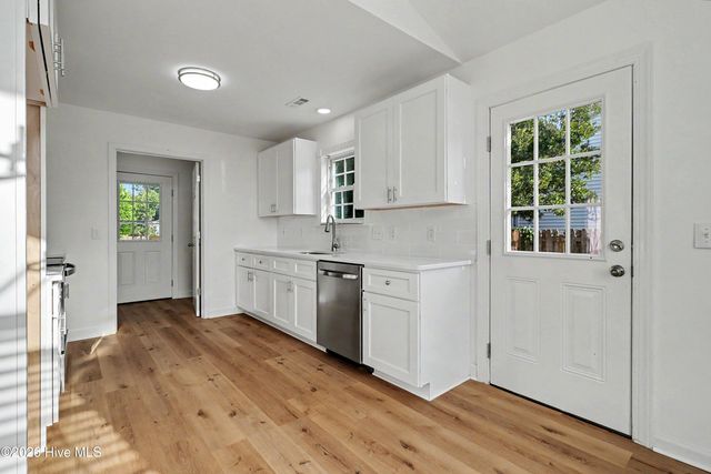 204 Bramble Court, Castle Hayne, NC 28429