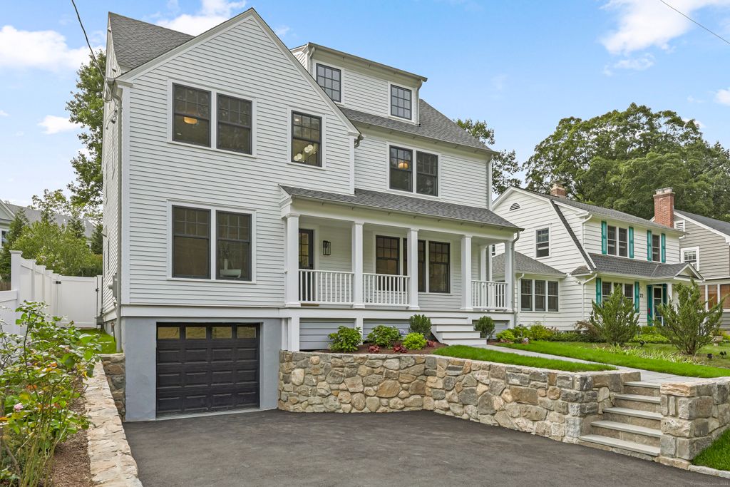 20 Center Drive, Greenwich, CT 06870