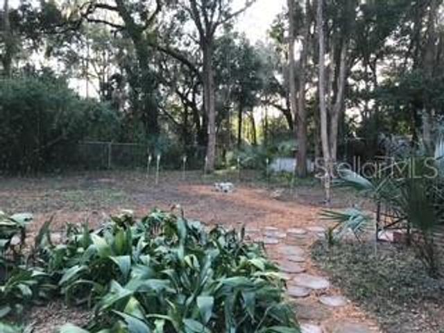 1741 NW 6TH AVENUE, Gainesville, FL 32603