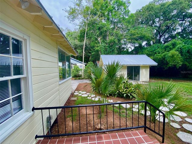 1741 NW 6TH AVENUE, Gainesville, FL 32603