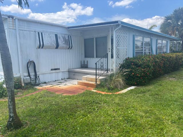 586 NE 47th Street, Deerfield Beach, FL 33064