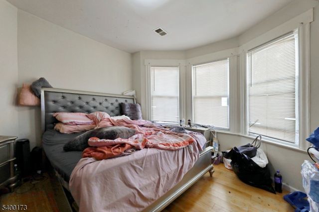 240 Ellis Ave, Irvington Twp., NJ 07111