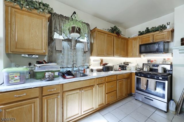 240 Ellis Ave, Irvington Twp., NJ 07111