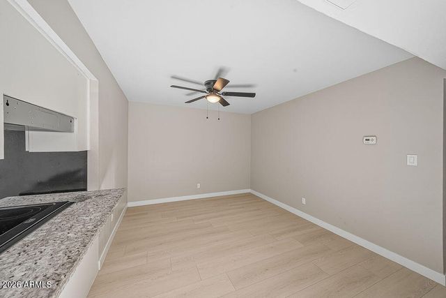 4725 W NORTHERN Avenue, Glendale, AZ 85301