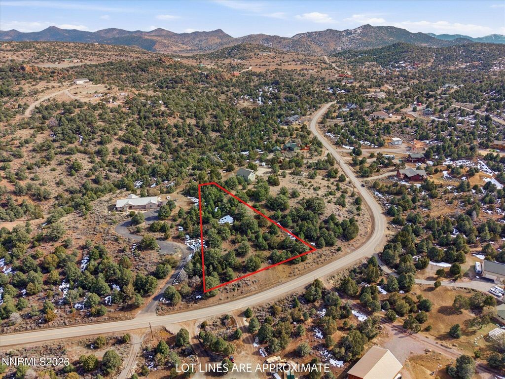 Image 11 of property listing at 1859 Lousetown Road, Reno, NV 89521