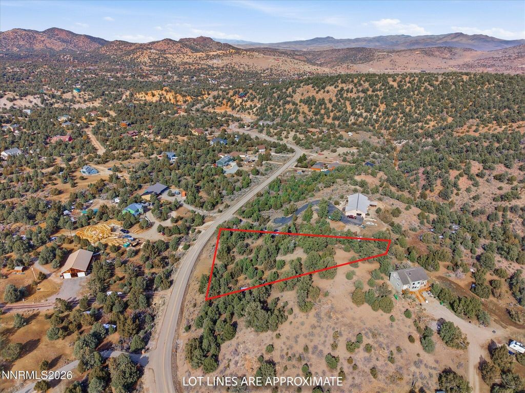 Image 8 of property listing at 1859 Lousetown Road, Reno, NV 89521