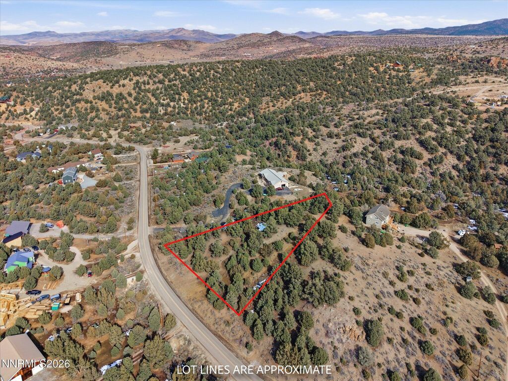 Image 9 of property listing at 1859 Lousetown Road, Reno, NV 89521