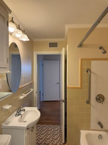 4803 HUMMINGBIRD LN, Memphis, TN 38117