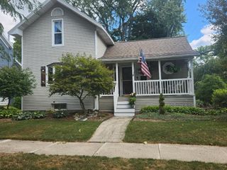 320 S Division Avenue, Fremont, MI 49412