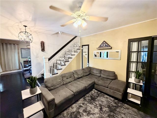 1337 Greensburg Pike, N Versailles, PA 15035
