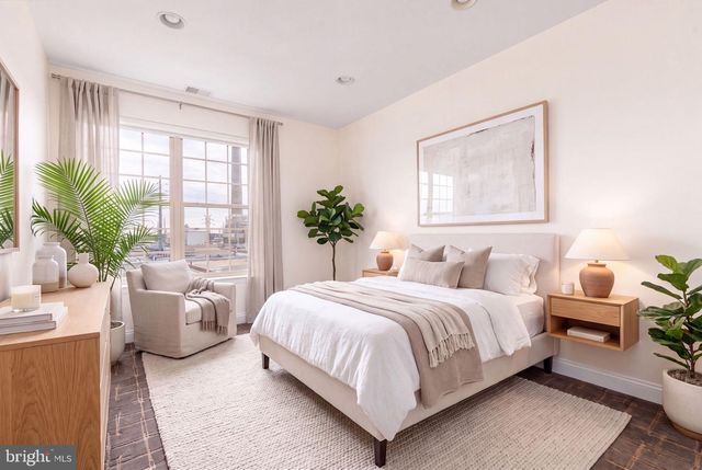 207 CAPTAINS WAY, Philadelphia, PA 19146