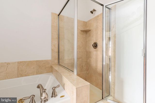 207 CAPTAINS WAY, Philadelphia, PA 19146