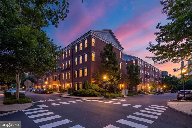 207 CAPTAINS WAY, Philadelphia, PA 19146