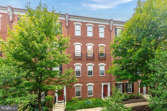 207 CAPTAINS WAY, Philadelphia, PA 19146