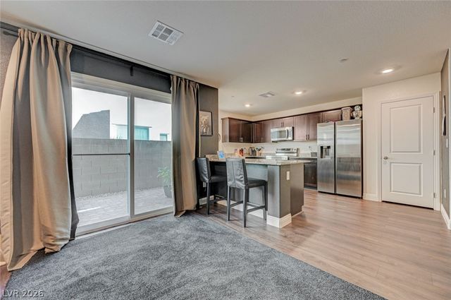 2890 Twilight Green Avenue, North Las Vegas, NV 89086