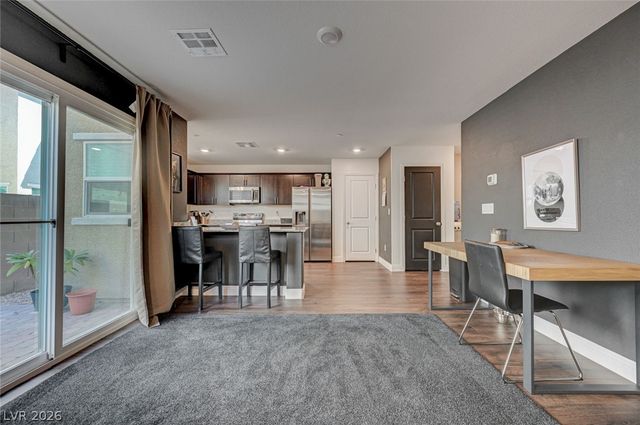2890 Twilight Green Avenue, North Las Vegas, NV 89086