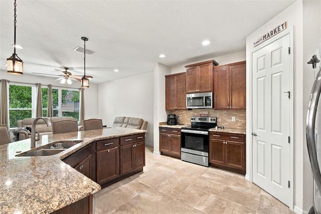 885 PACIFIC RIDGE ROAD, Poinciana, FL 34759
