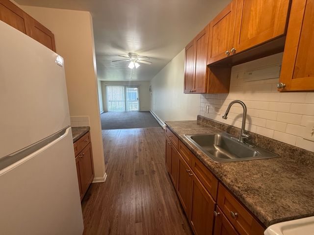 5720 East Avenue 2A, Countryside, IL 60525