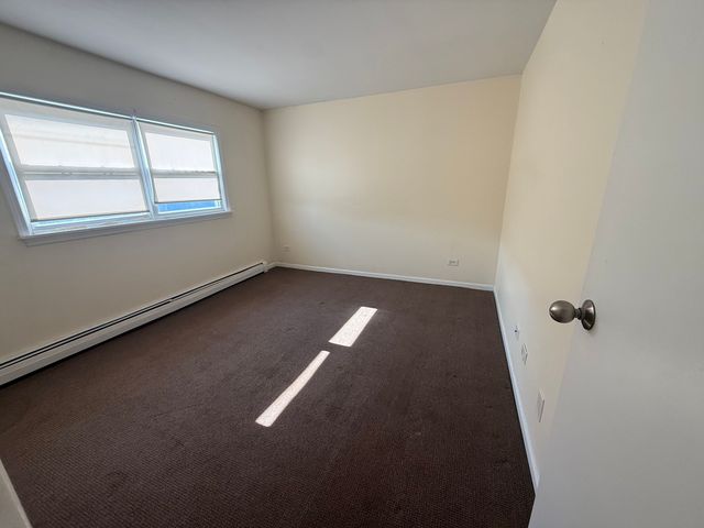 5720 East Avenue 2A, Countryside, IL 60525