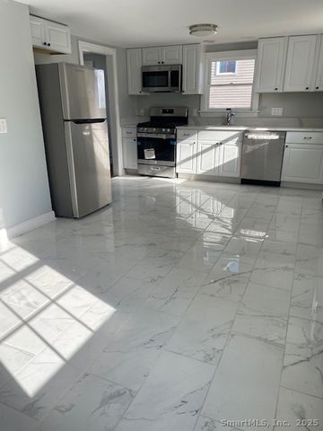 156 Triangle Street, Danbury, CT 06810