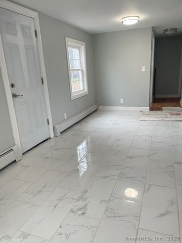 156 Triangle Street, Danbury, CT 06810