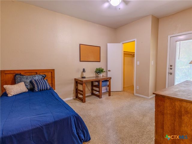 1013 Chestnut Street C-4, San Marcos, TX 78666