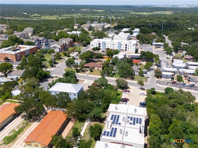 1013 Chestnut Street C-4, San Marcos, TX 78666