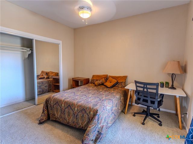 1013 Chestnut Street C-4, San Marcos, TX 78666