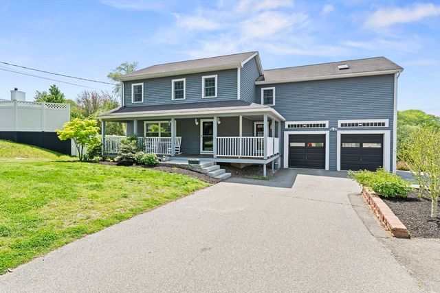 718-R Cabot St, Beverly, MA 01915