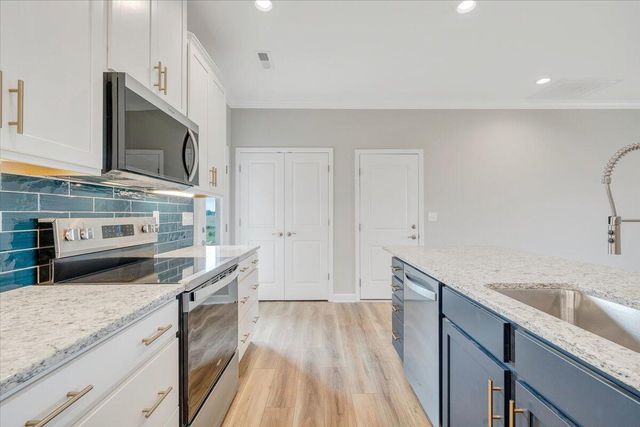 1544 Burnt Chimney RD, Wirtz, VA 24184
