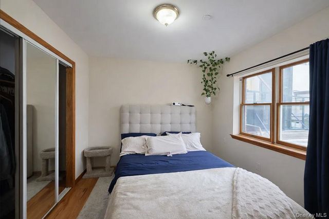 3018 23rd Street, Astoria, NY 11102