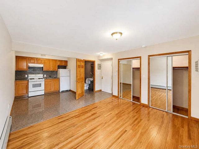 3018 23rd Street, Astoria, NY 11102