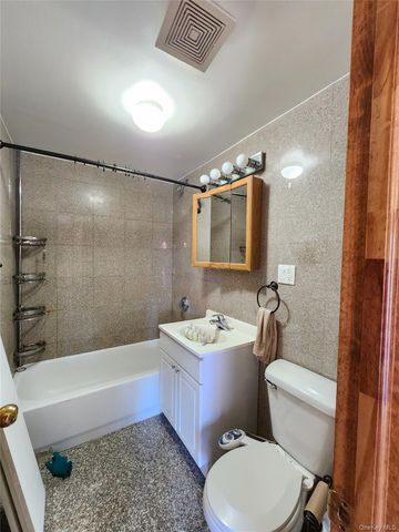 3018 23rd Street, Astoria, NY 11102