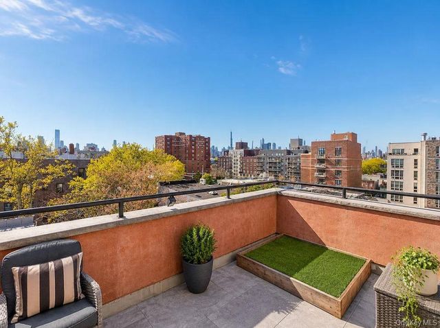 3018 23rd Street, Astoria, NY 11102