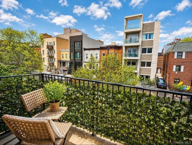 3018 23rd Street, Astoria, NY 11102