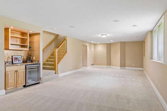 18769 Pines Way, Eden Prairie, MN 55347