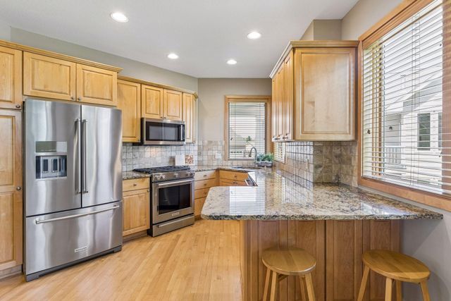 18769 Pines Way, Eden Prairie, MN 55347